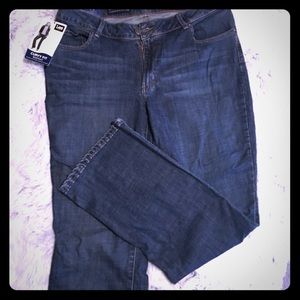 NWT Lee Curvy Bootcut jeans sz 18W